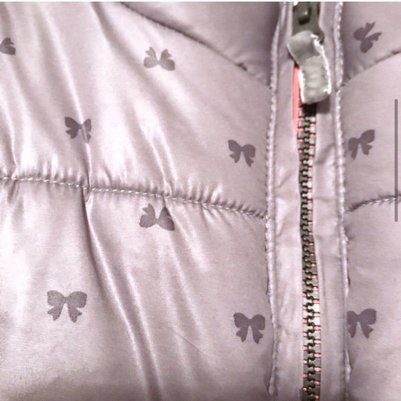 5/$20 sale! Carter’s puffer vest - Picture 3 of 4